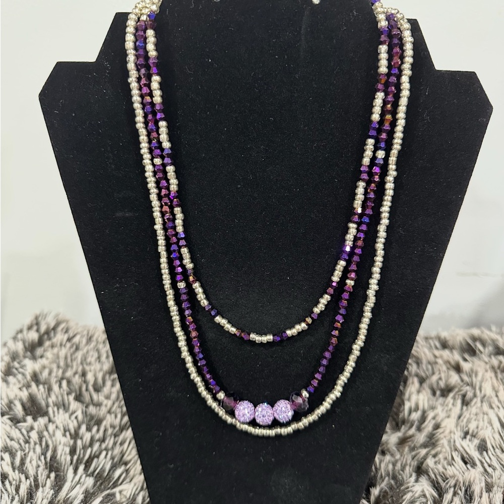 Elegant Purple and Silver Beaded Necklace